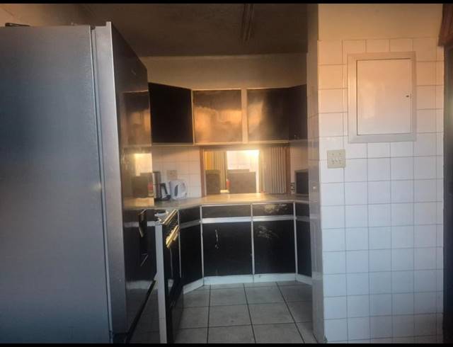 4 BEDROOM TOWNHOUSE FOR SALE IN ENNERDALE EXT 3